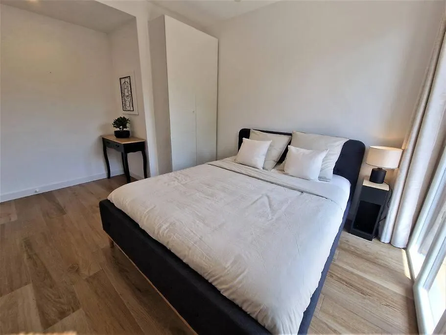 Ferienwohnung The Chic Liberation Nizza